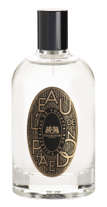 L'eau de Phaedon, Fleur d'Oranger, Mandarine, Aloe Vera. Eau de Toilette pour toute la famille, bouteille 100ml. L'eau de Phaedon, Fleur d'Oranger, Mandarine, Aloe Vera. Eau de Phaedon, Orange Blossom, Mandarin, Aloe Vera. Eau de Toilette for all the family, 100ml bottle.